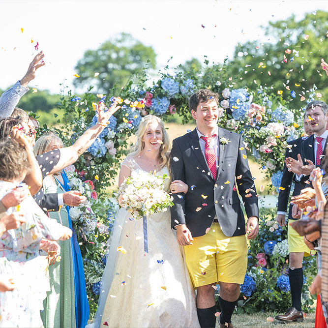 Capturing the Perfect Confetti Moment: Tips for Stunning Wedding Photos
