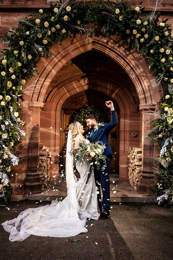 Luxury Silver, White and Emerald Winter Wedding Inspiration